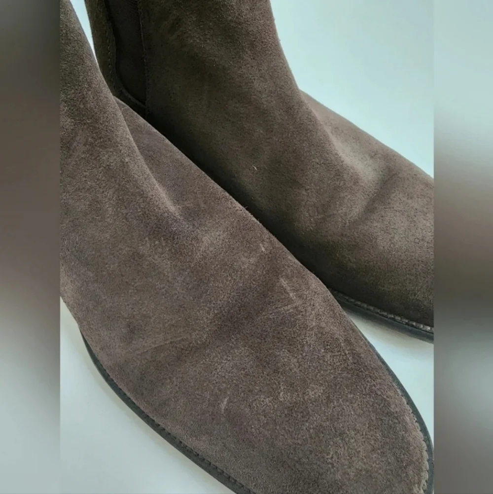 section X section suede